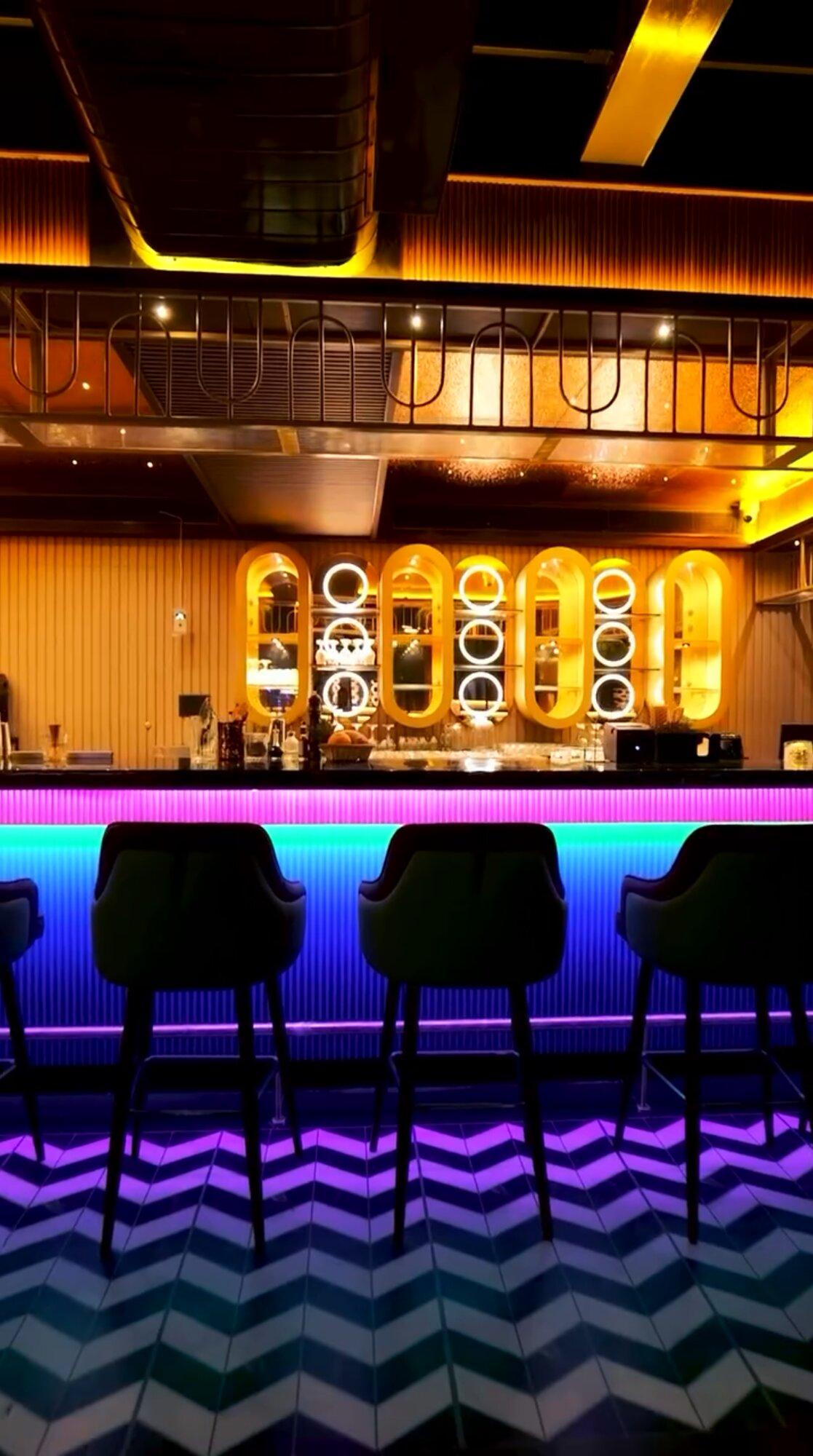 Skydeck — the bar